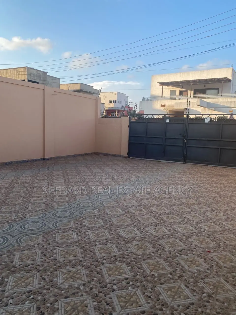 3bdrm House in Sefdard Properties, Adjiriganor for rent in Adjiriganor