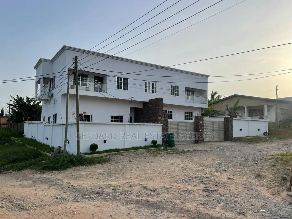 4bdrm Duplex in Sefdard Properties, Kwabenya for rent in Kwabenya