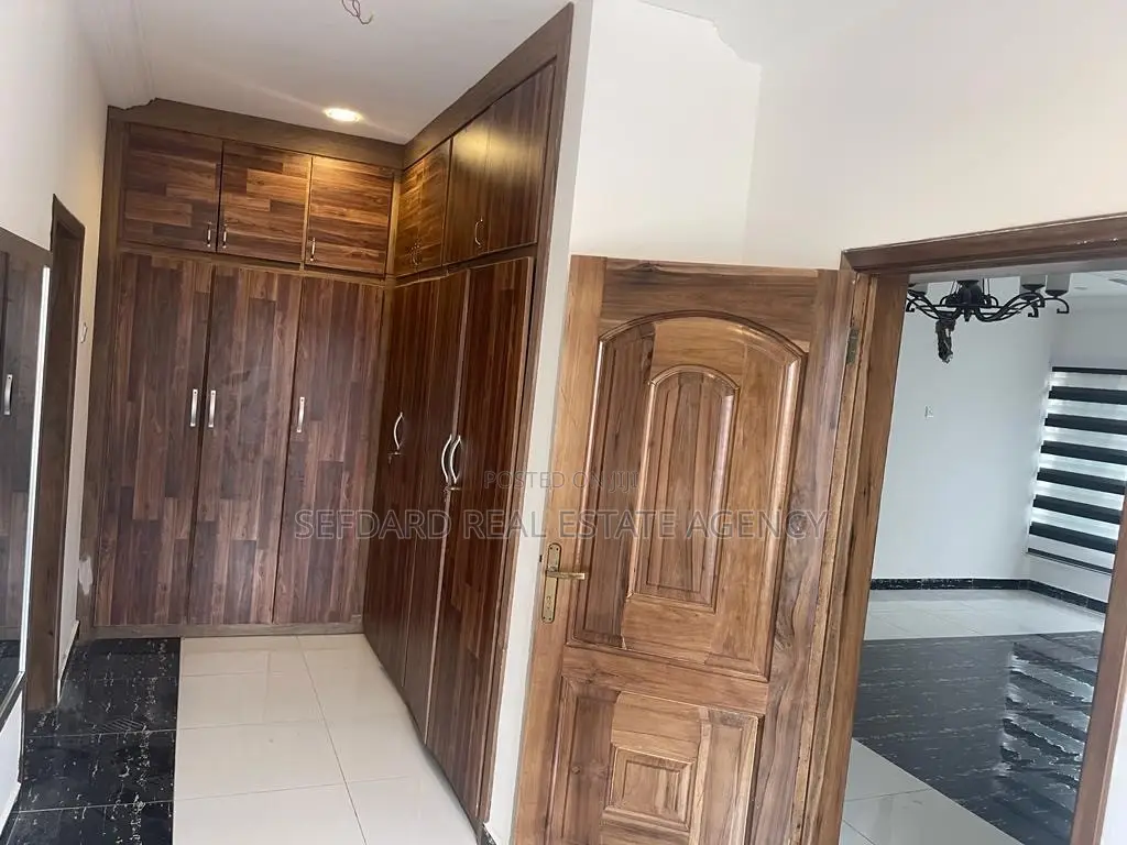 4bdrm Duplex in Sefdard Properties, Kwabenya for rent in Kwabenya