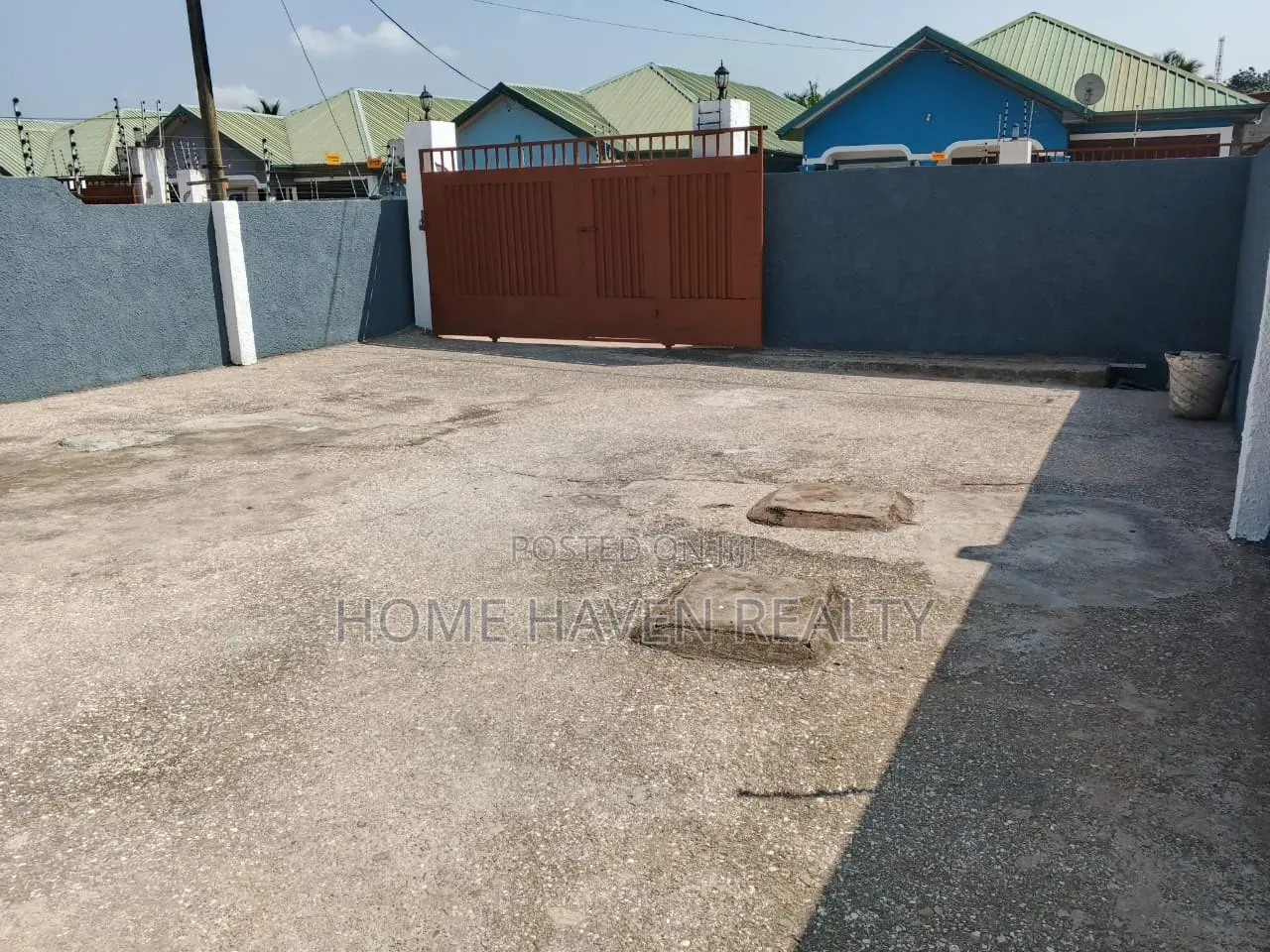 2bdrm House in Amasaman Police for sale in Amasaman