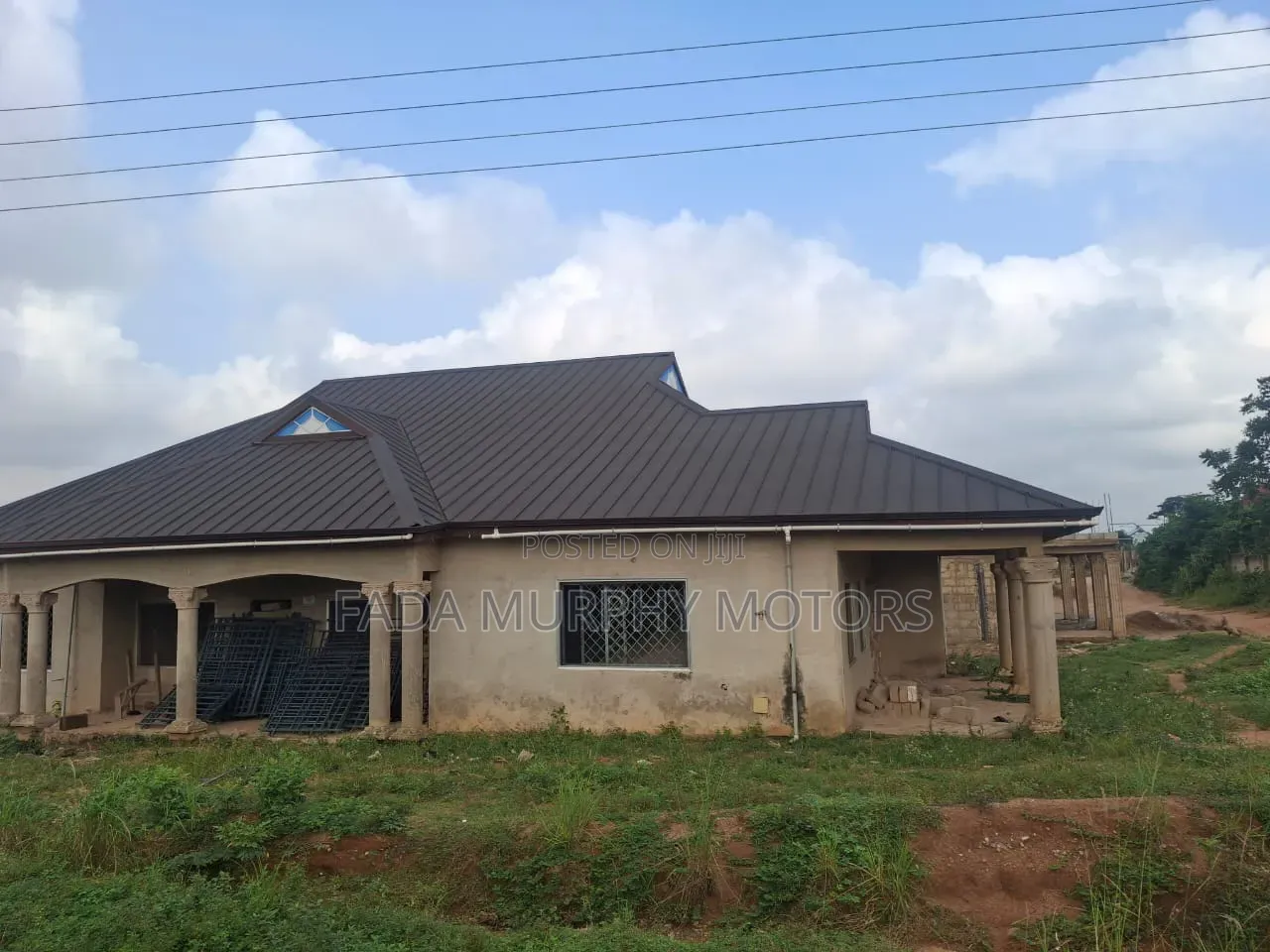 8bdrm House in Kumasi Metropolitan for sale in Kumasi Metropolitan