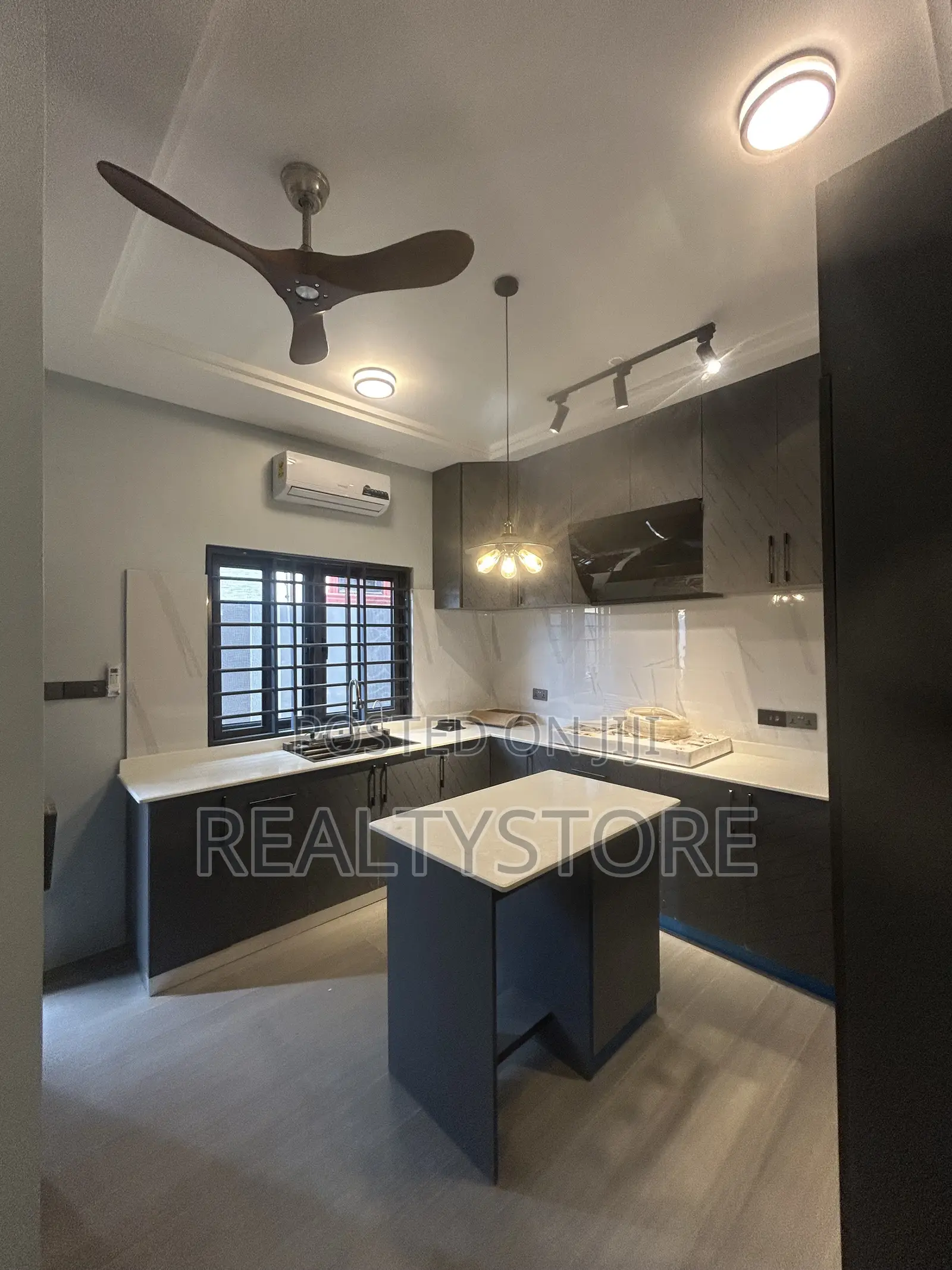 4bdrm House in Cozy Home, Accra Metropolitan for rent in Accra Metropolitan
