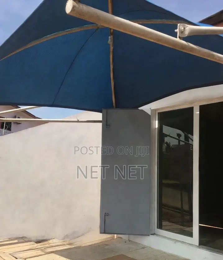 Shop and Washroom for Rent in Achimota
