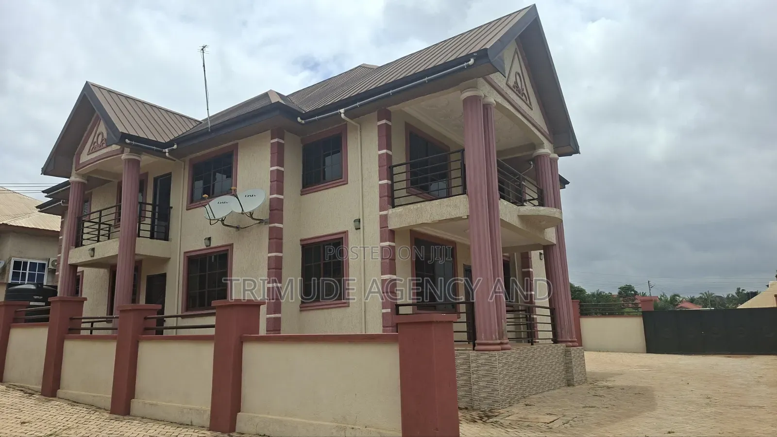 6bdrm House in Trimude Agency And, Kumasi Metropolitan for sale in Kumasi Metropolitan
