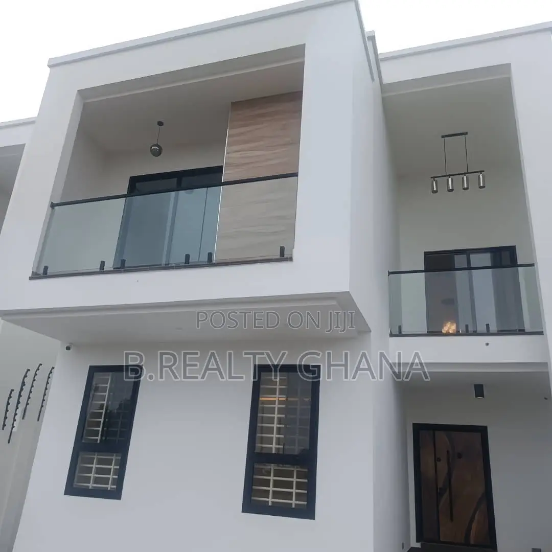 4bdrm House in Sakumono for rent in Sakumono