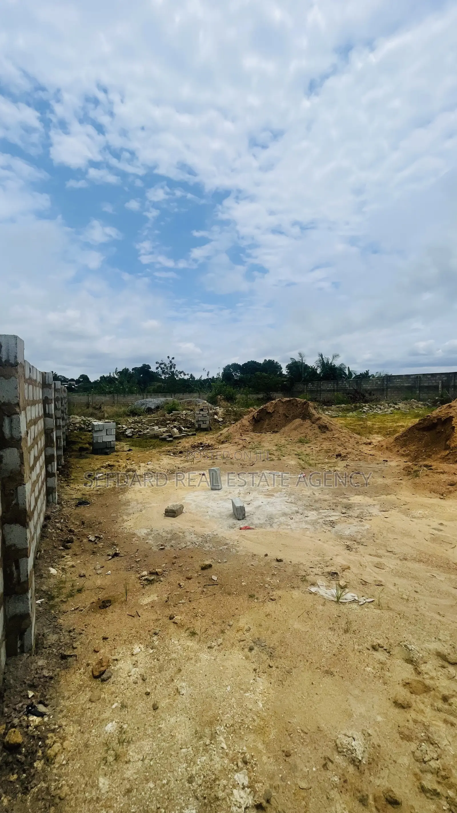 2 Plots of Titled Land for Sale – Amasaman Onyansana in Amasaman