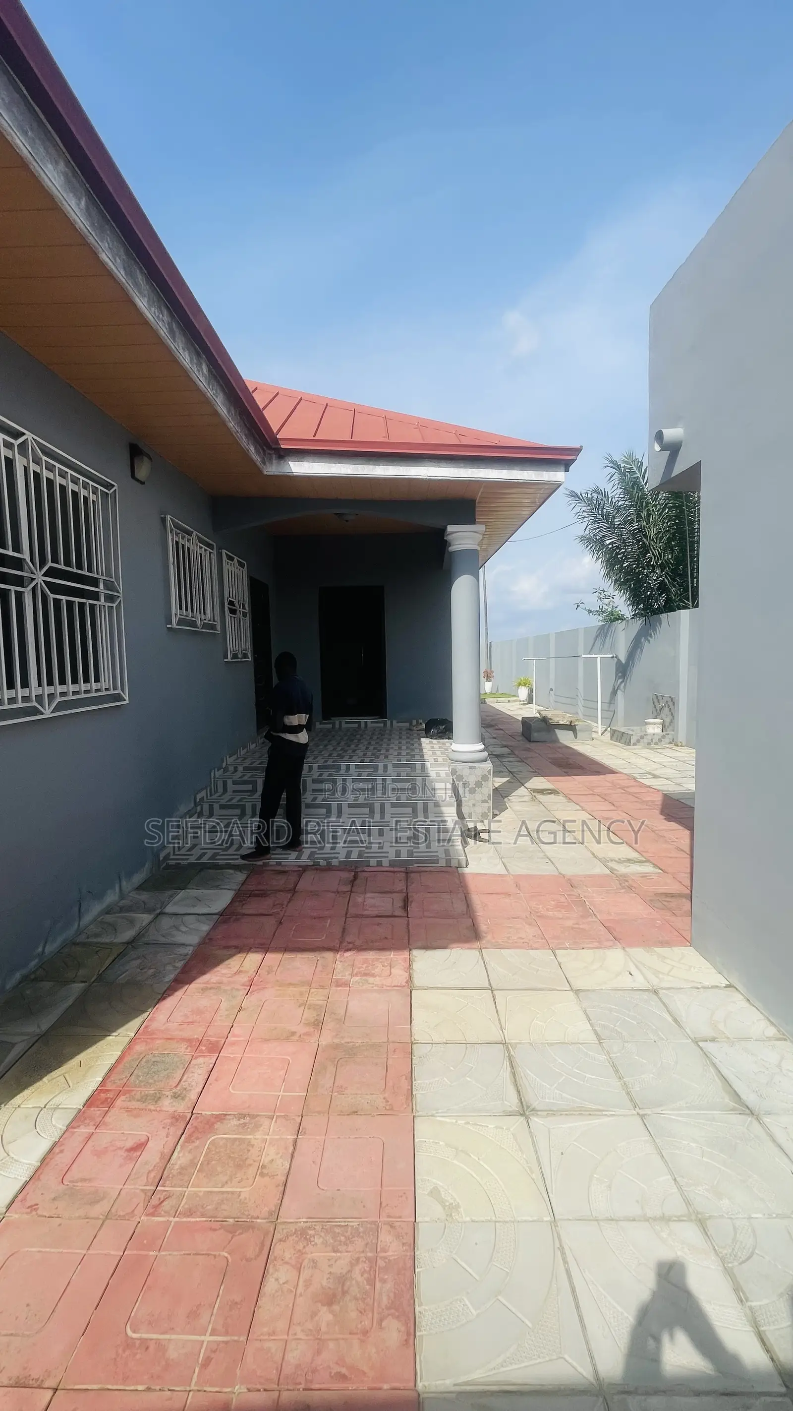 3bdrm House in Sefdard Properties, Amasaman for rent in Amasaman