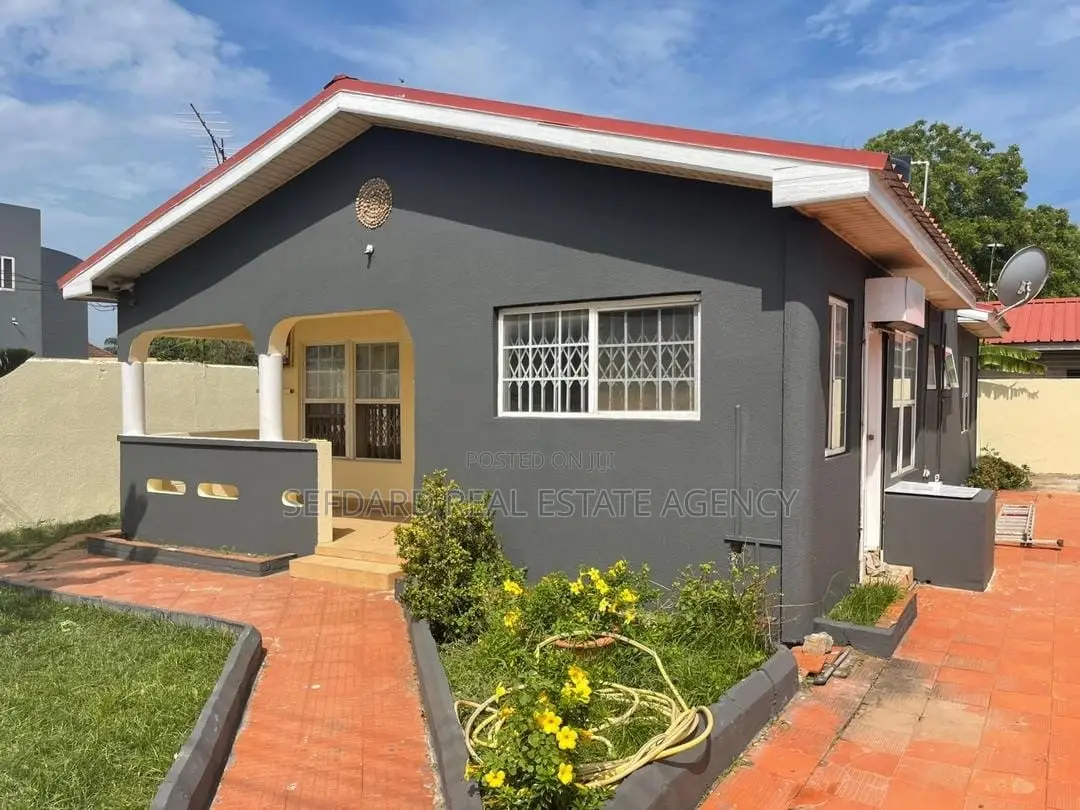 Furnished 2bdrm House in Sefdard Properties, East Legon for rent in East Legon