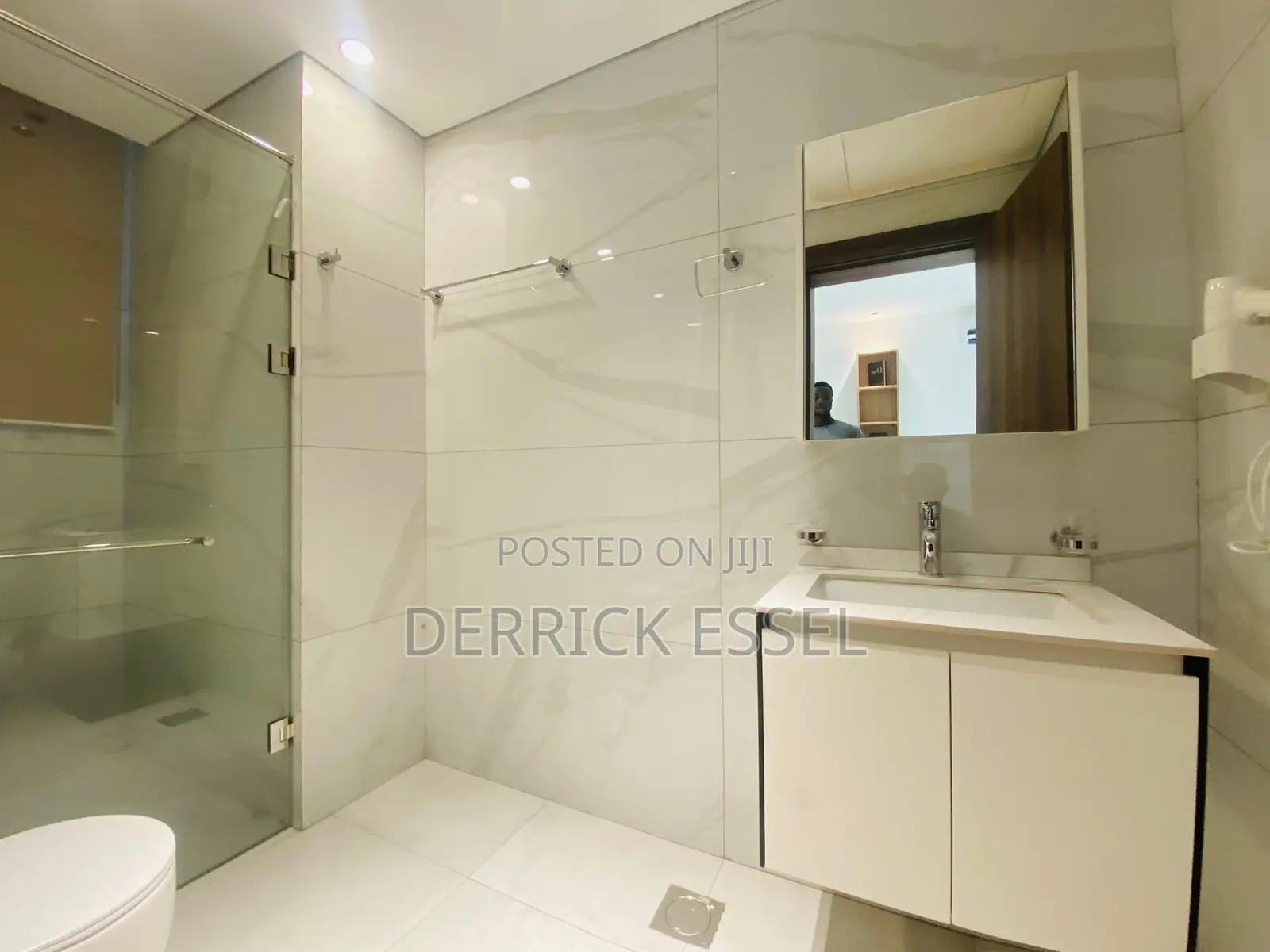Furnished 2bdrm Apartment in Kojo_Realestate, Dzorwulu for rent in Dzorwulu