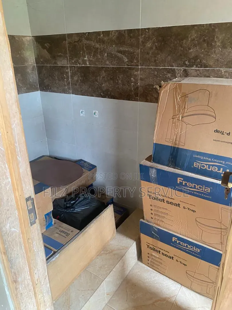 4bdrm House in Abgoba, School Park Area for rent in School Park Area