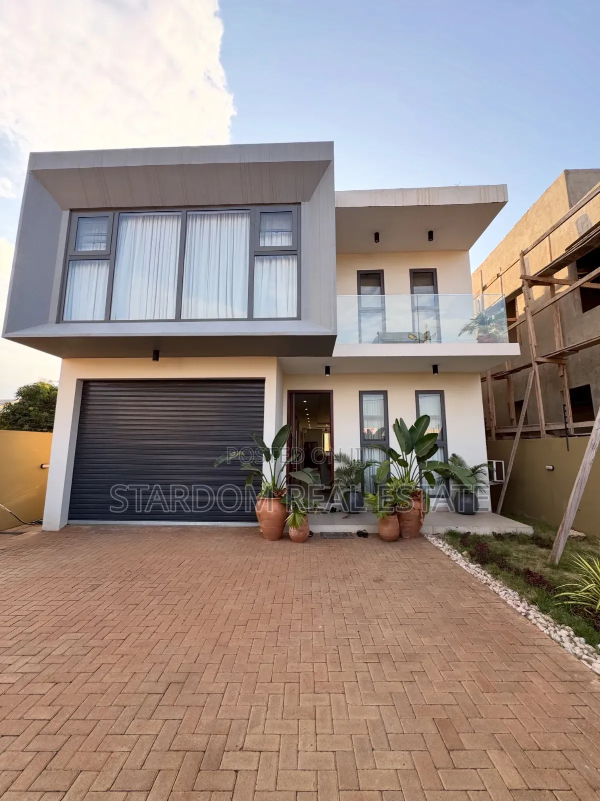 Furnished 4bdrm Duplex in Adenta, Barrier for rent in Barrier