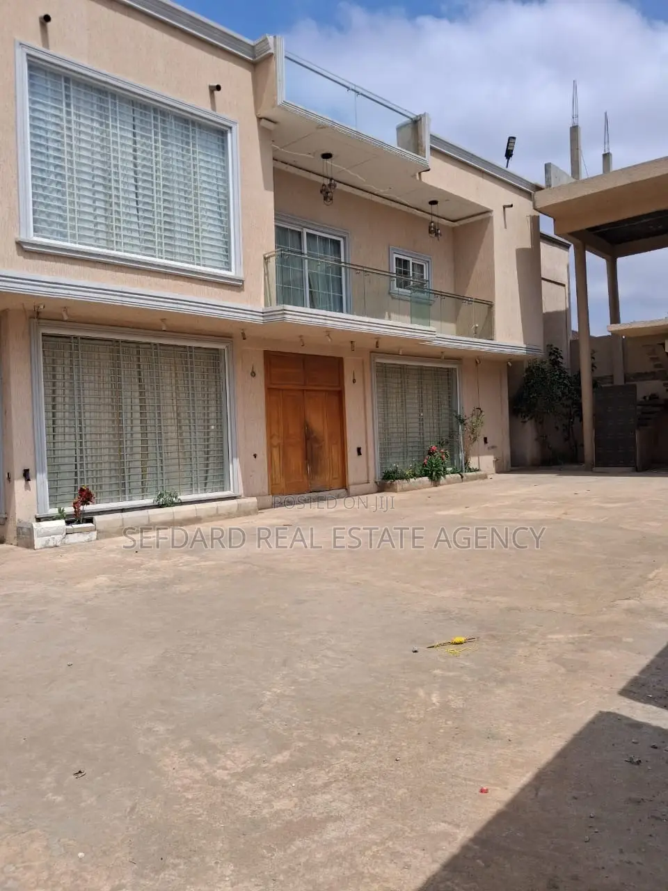 10bdrm House in Sefdard Properties, Adjiriganor for sale in Adjiriganor