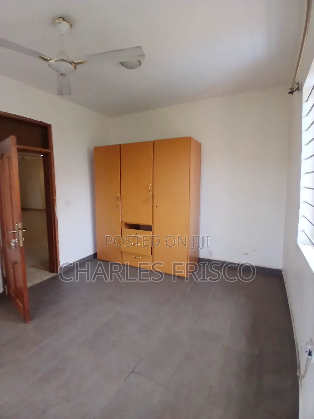 3bdrm Apartment in Madina Estate for rent in Estate