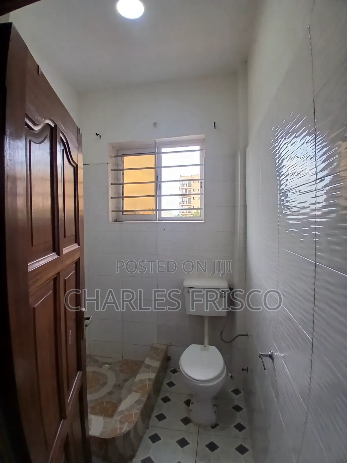 3bdrm Apartment in Madina Estate for rent in Estate