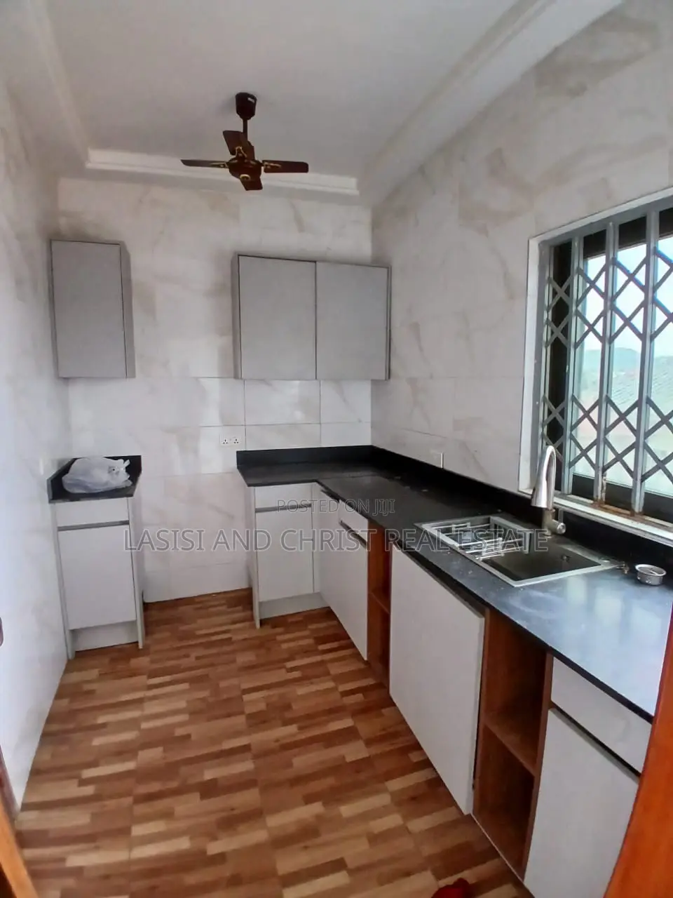 2bdrm Apartment in Lasisi And Christ, Amasaman for rent in Amasaman