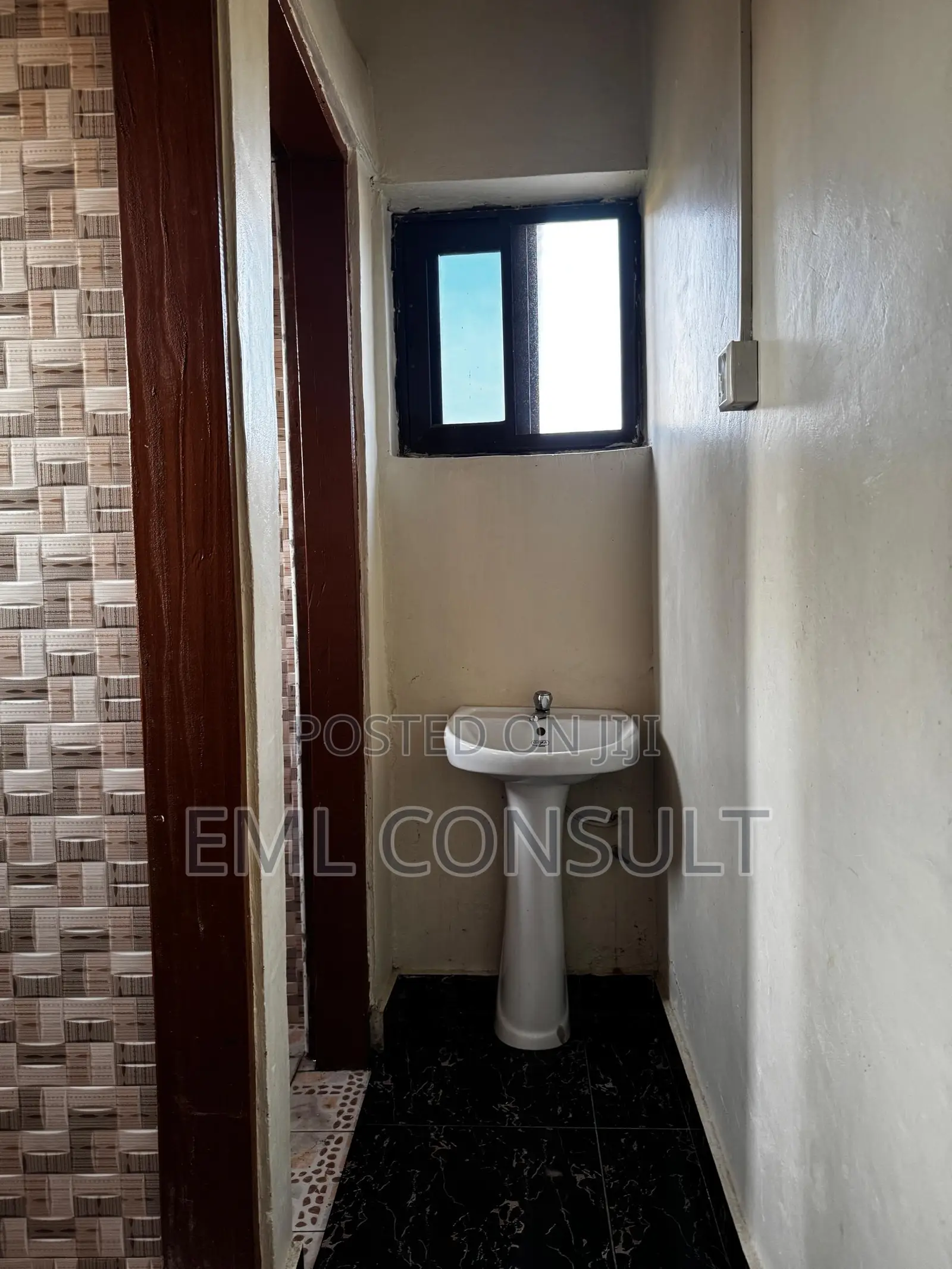 1bdrm Apartment in Teshie for rent in Teshie