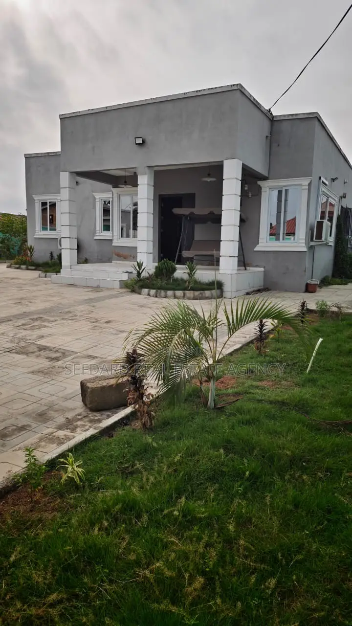 3bdrm House in Sefdard Properties, Amasaman for sale in Amasaman