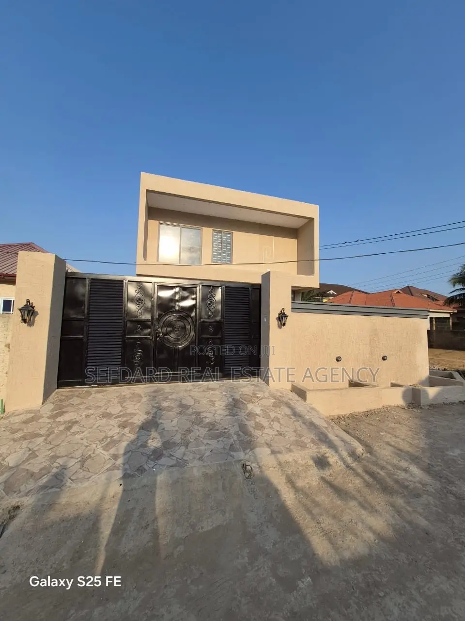 3bdrm Duplex in Sefdard Properties, Amasaman for sale in Amasaman