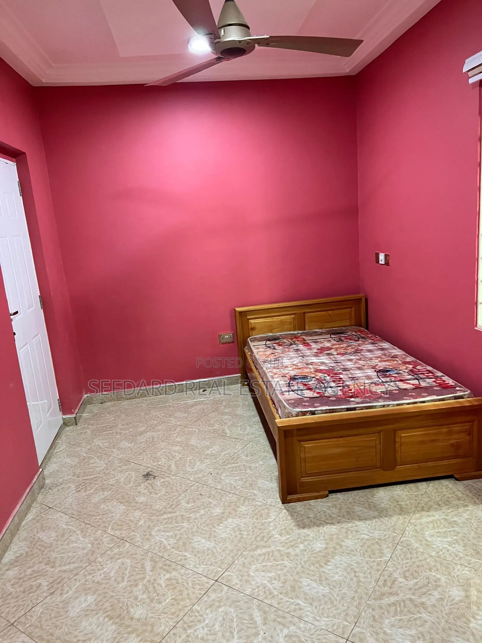 5bdrm Duplex in Sefdard Properties, Ablekuma for sale in Ablekuma