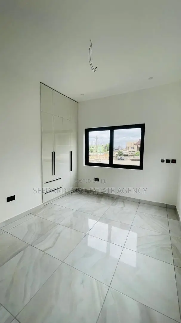 4bdrm House in Sefdard Properties, Ablekuma for sale in Ablekuma