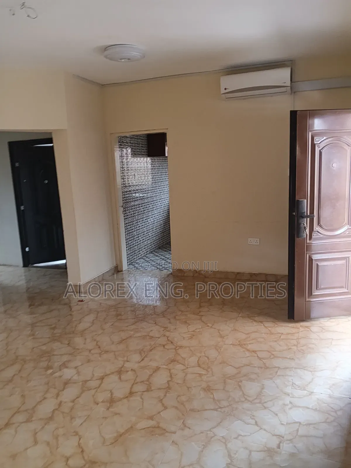 2bdrm Apartment in Adenta Amanfro, Frafraha for rent in Frafraha