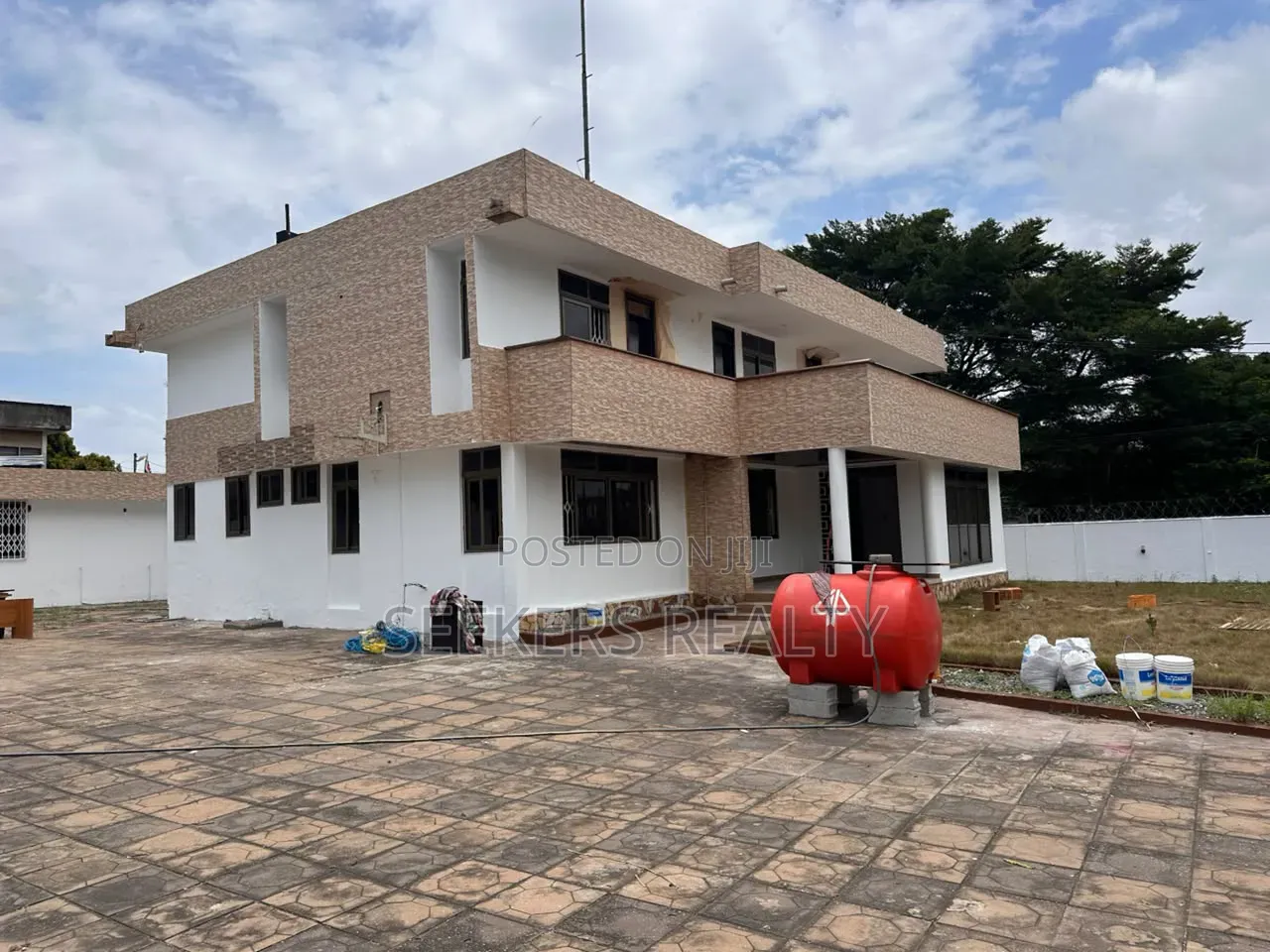 7bdrm House in Seekers Realty, Acquinas for rent in Acquinas