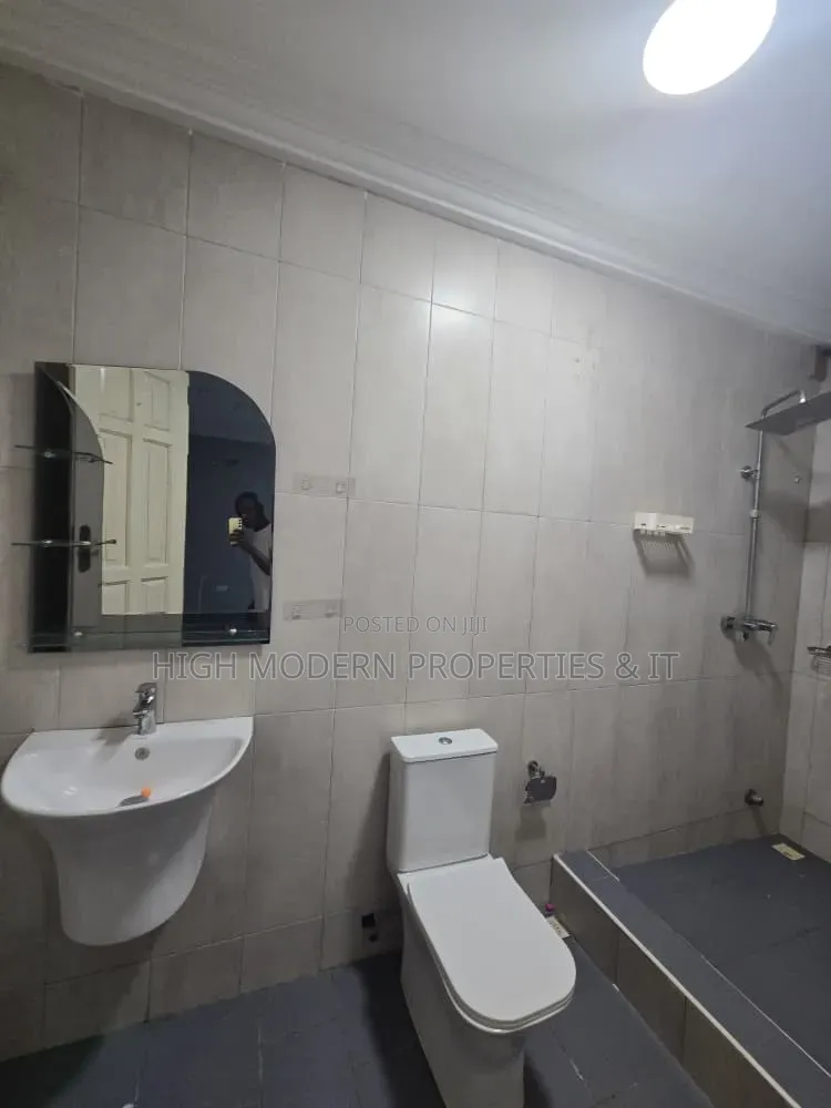 2bdrm Apartment in The Avenue, Tseaddo for rent in Tseaddo