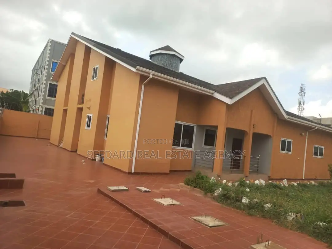 7bdrm House in Sefdard Properties, East Legon for rent in East Legon