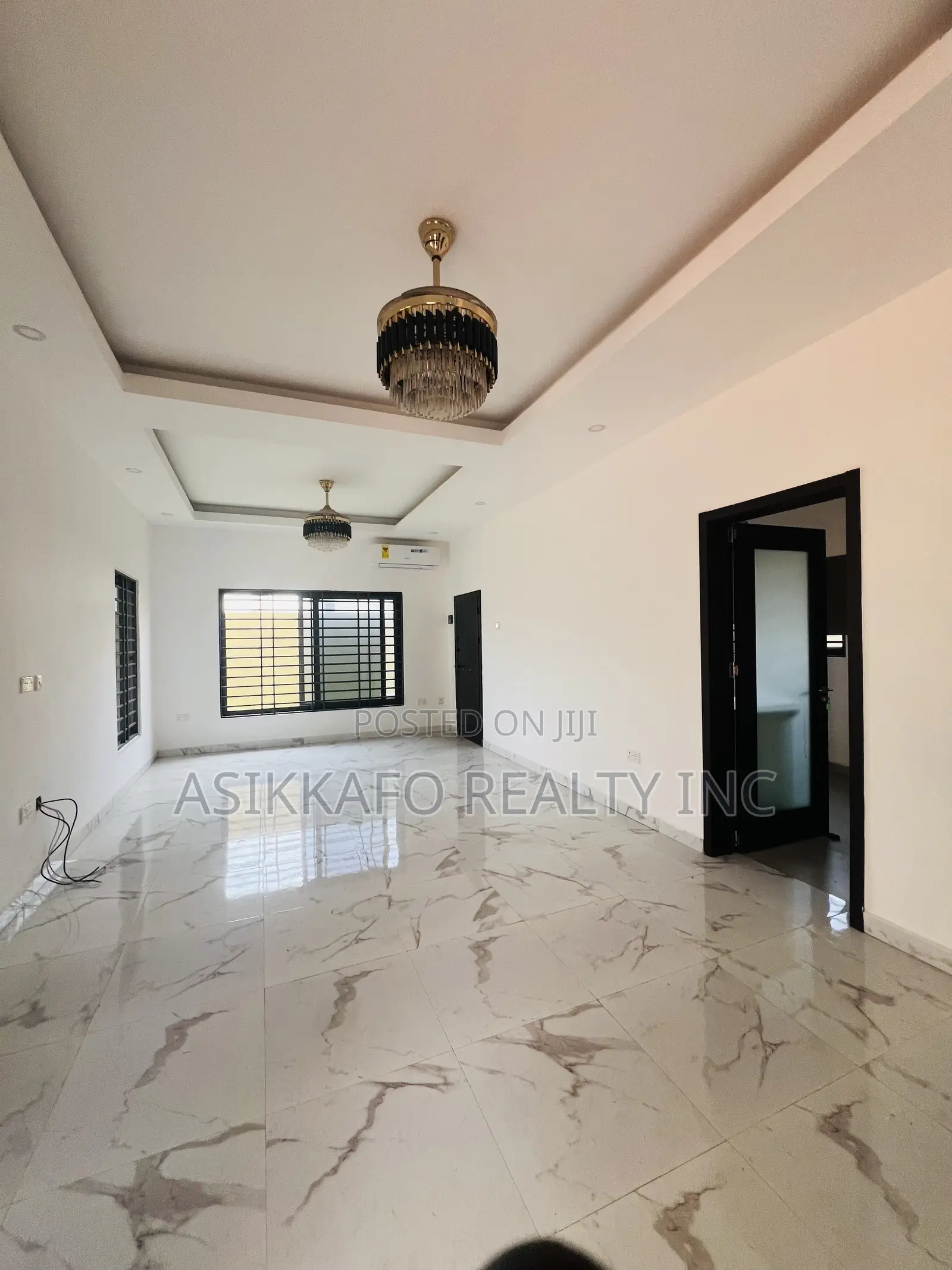 5bdrm Duplex in Burma Hills, Tseaddo for rent in Tseaddo