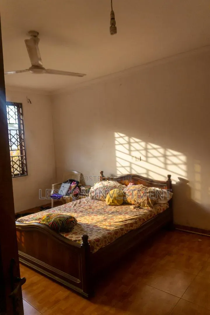 3bdrm House in Lesmon Investment, Community 25 for rent in Community 25