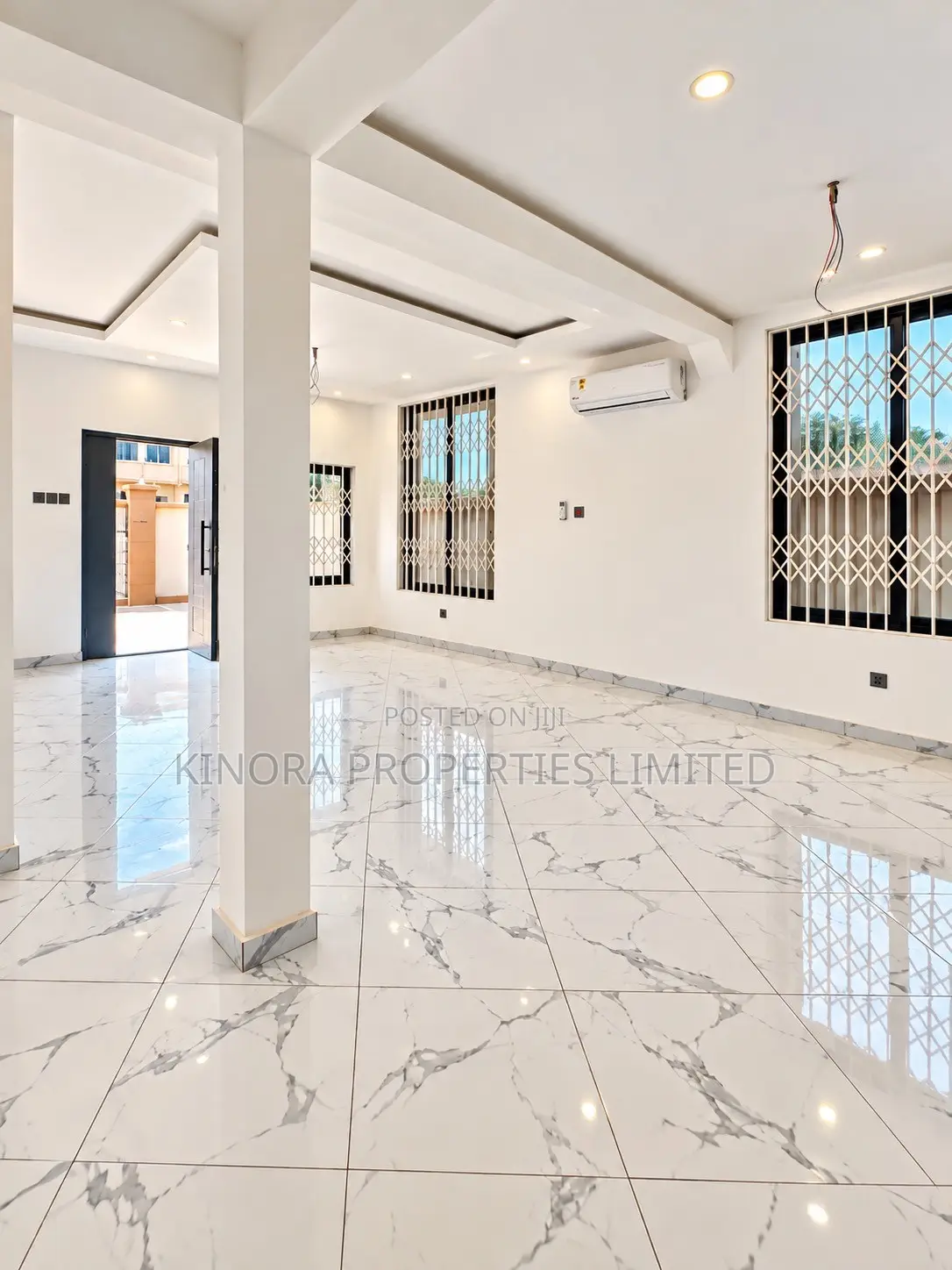 4bdrm Duplex in Abokobi for sale in Abokobi