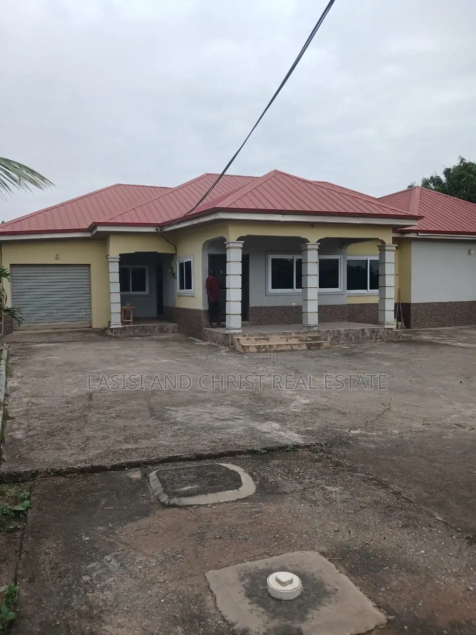 4bdrm House in Lasisi And Christ, Amasaman for rent in Amasaman