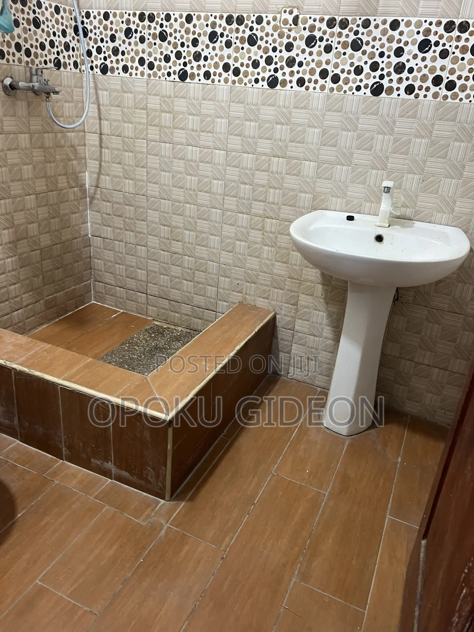 2bdrm Apartment in Ablekuma, Olebu for rent in Olebu