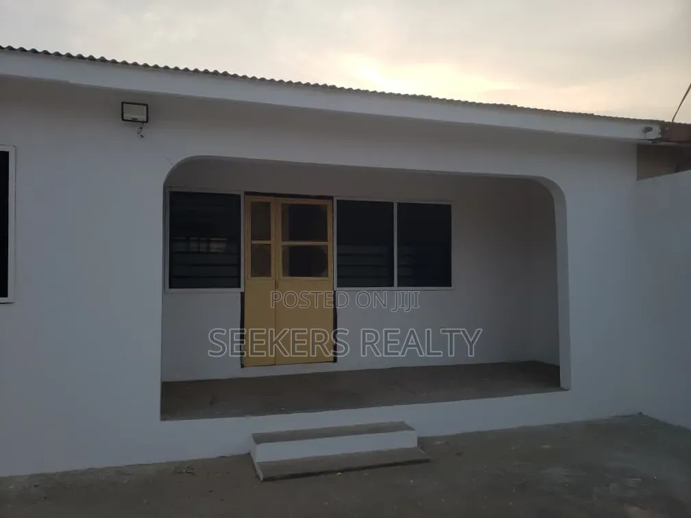 2bdrm House in Seekers Realty, GREDA Estate for rent in GREDA Estate