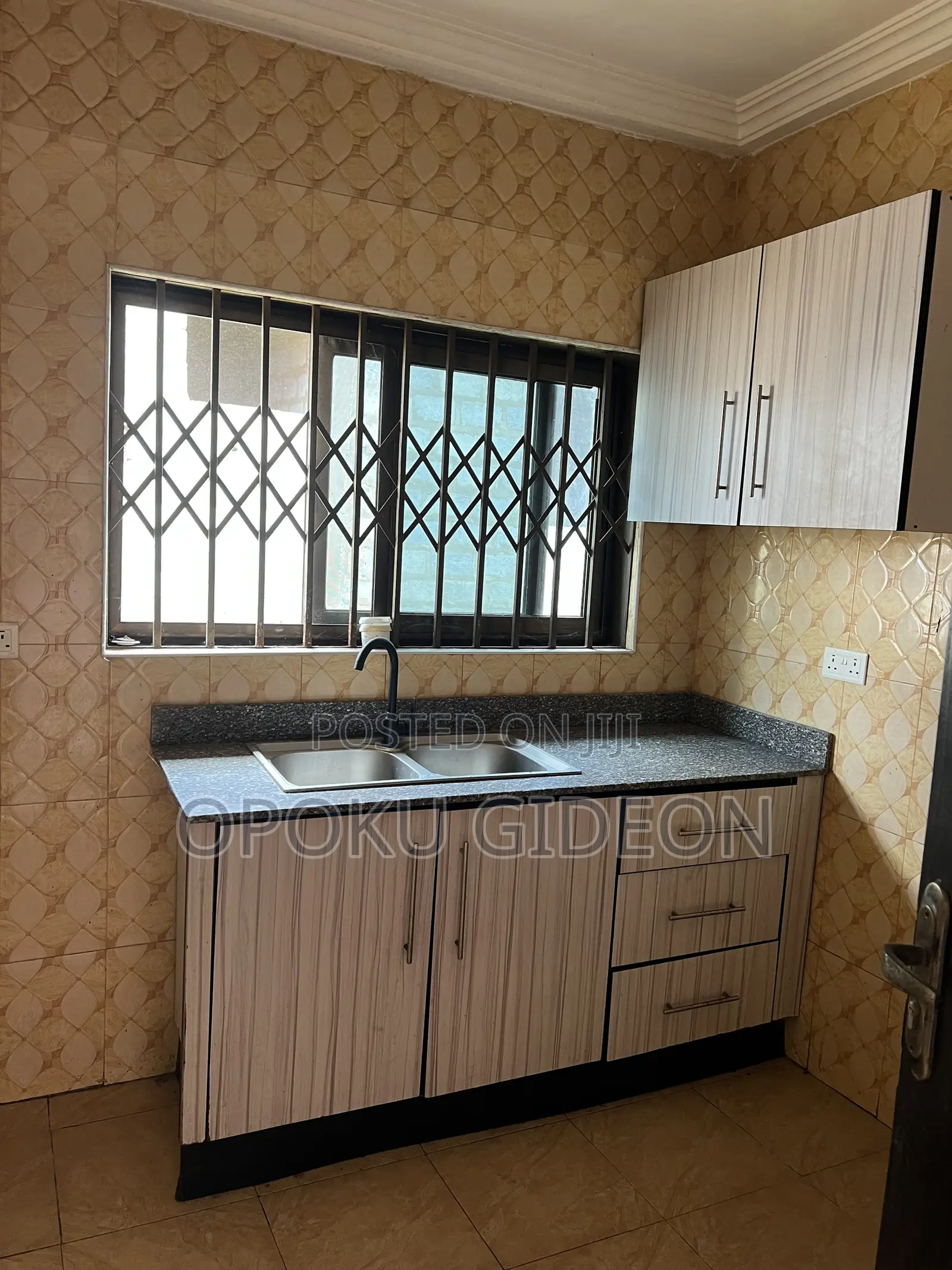 2bdrm Apartment in Oduman, Ablekuma for rent in Ablekuma