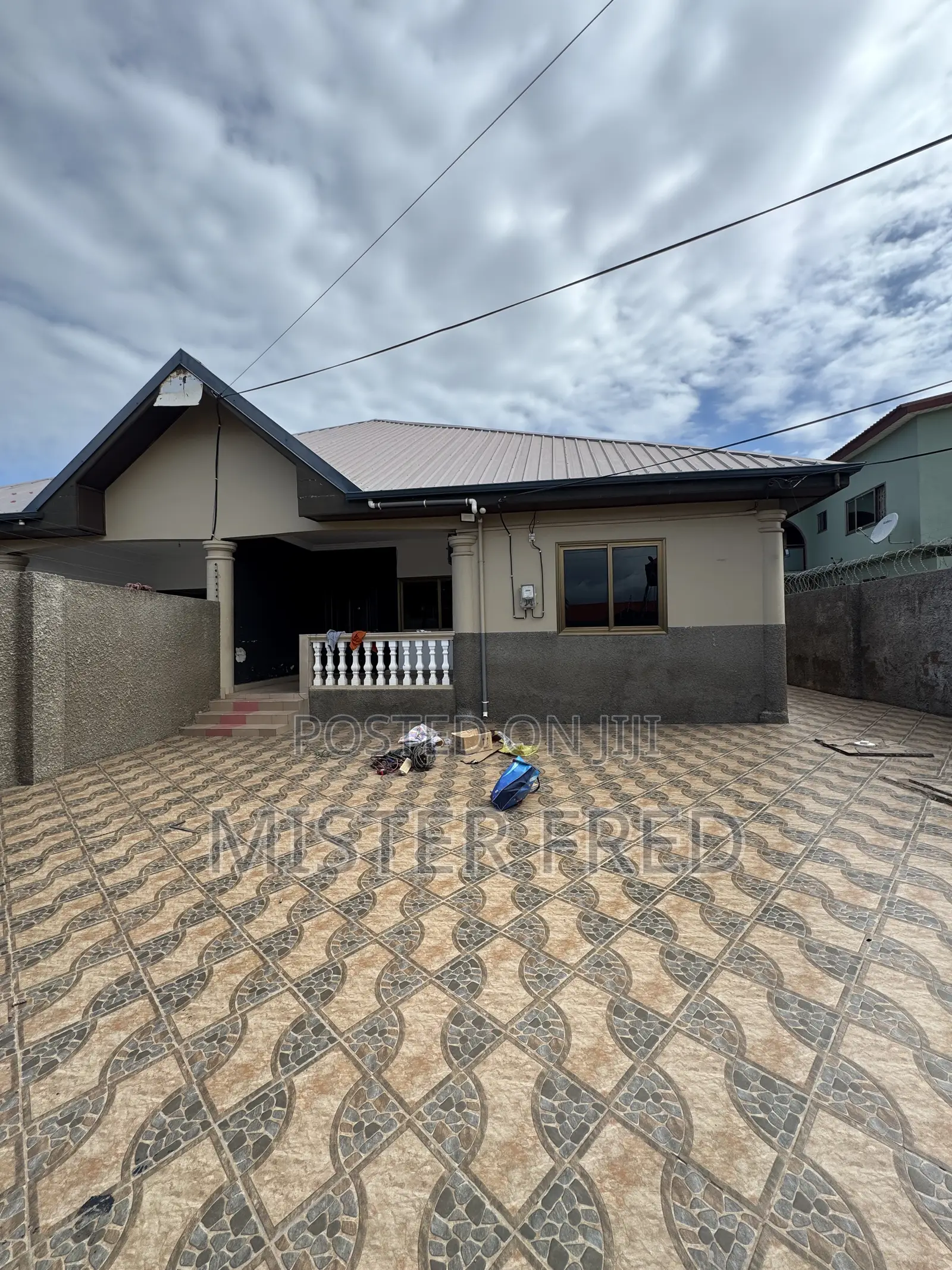 3bdrm House in New Bortianor, Weija for rent in Weija