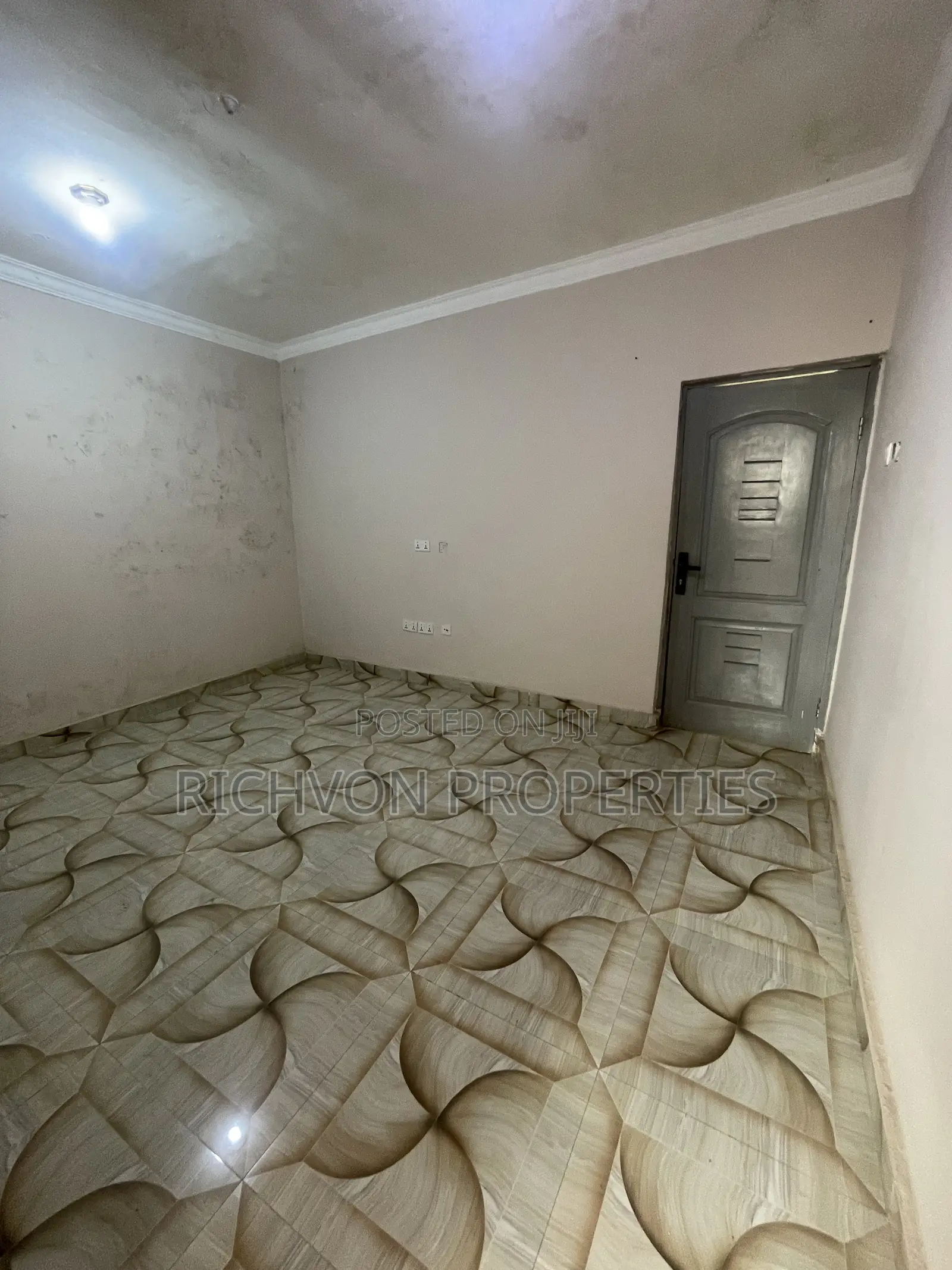 1bdrm Apartment in Richvon Properties, Baatsona Total for rent in Baatsona Total