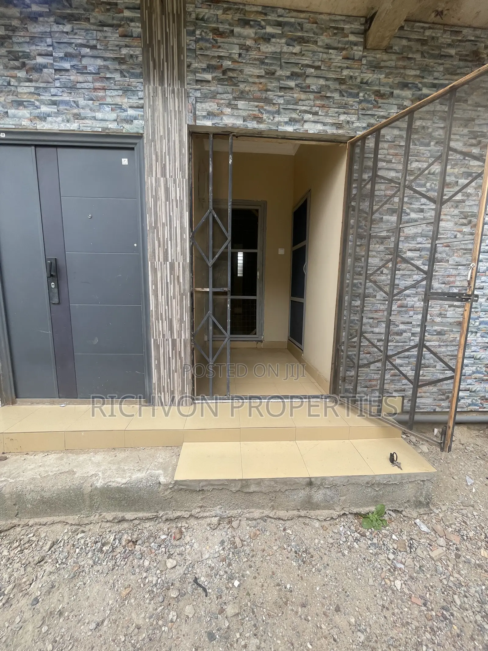 1bdrm Apartment in Richvon Properties, Baatsona Total for rent in Baatsona Total