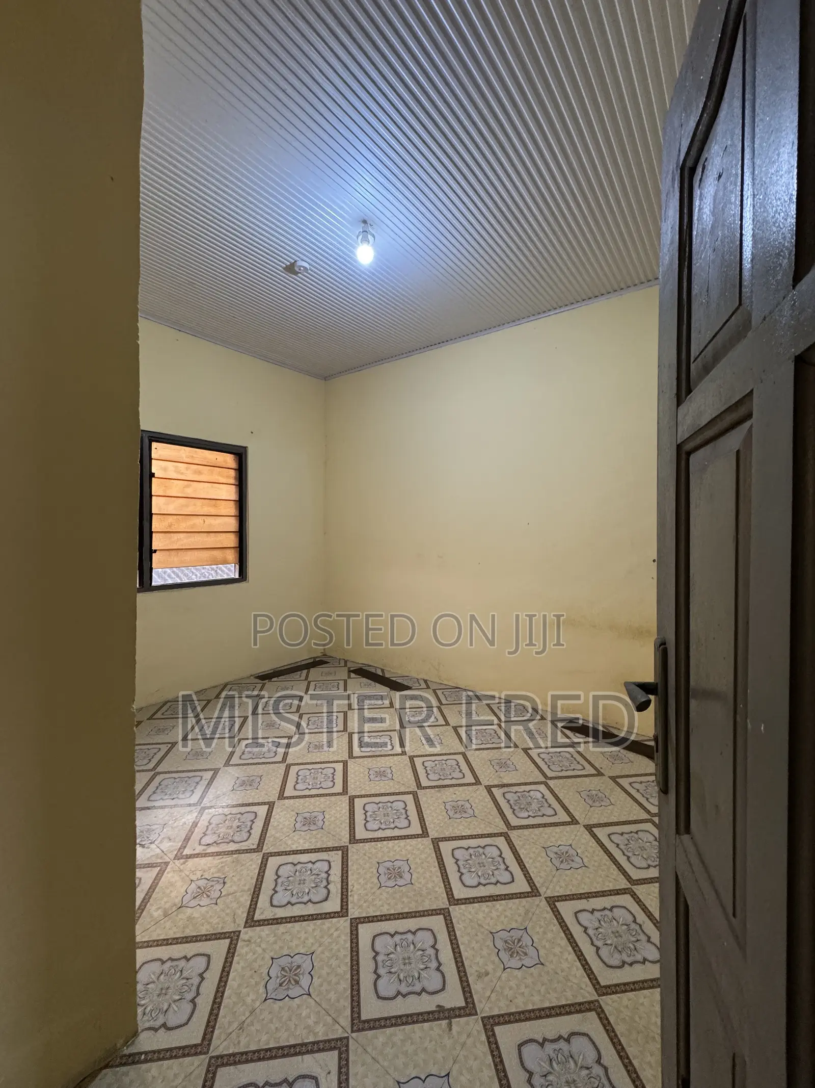 1bdrm Apartment in Redtop, Weija for rent in Weija