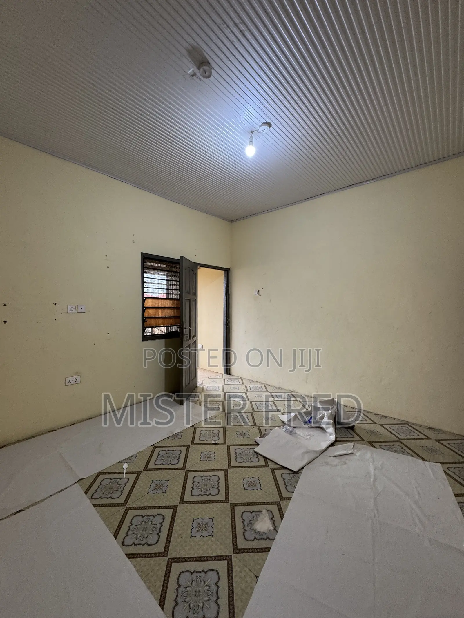 1bdrm Apartment in Redtop, Weija for rent in Weija