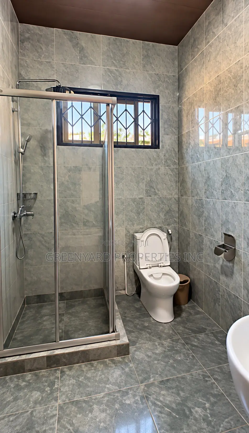 4bdrm House in American House, East Legon for rent in East Legon
