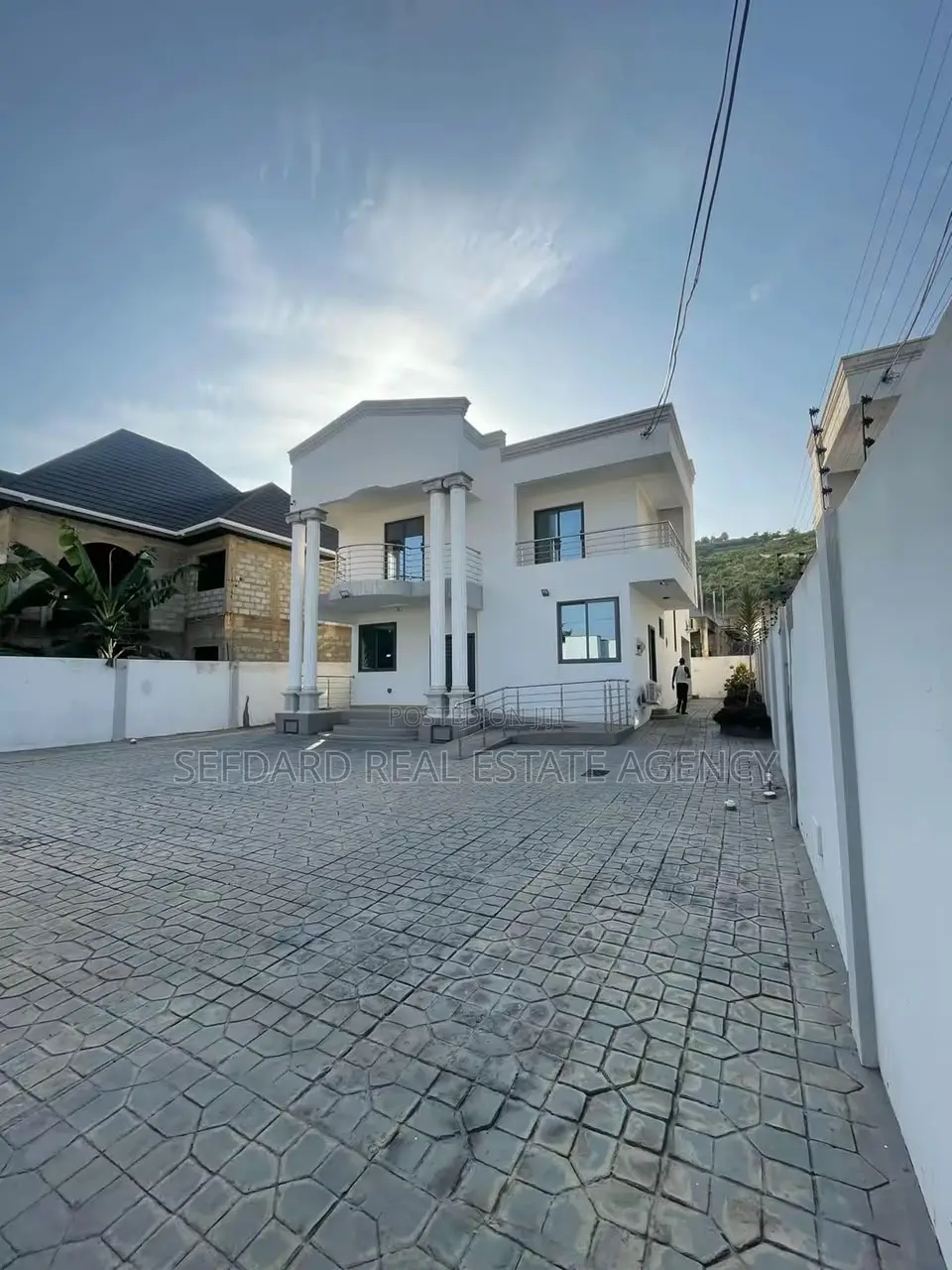 3bdrm Duplex in Sefdard Properties, Oyarifa for sale in Oyarifa