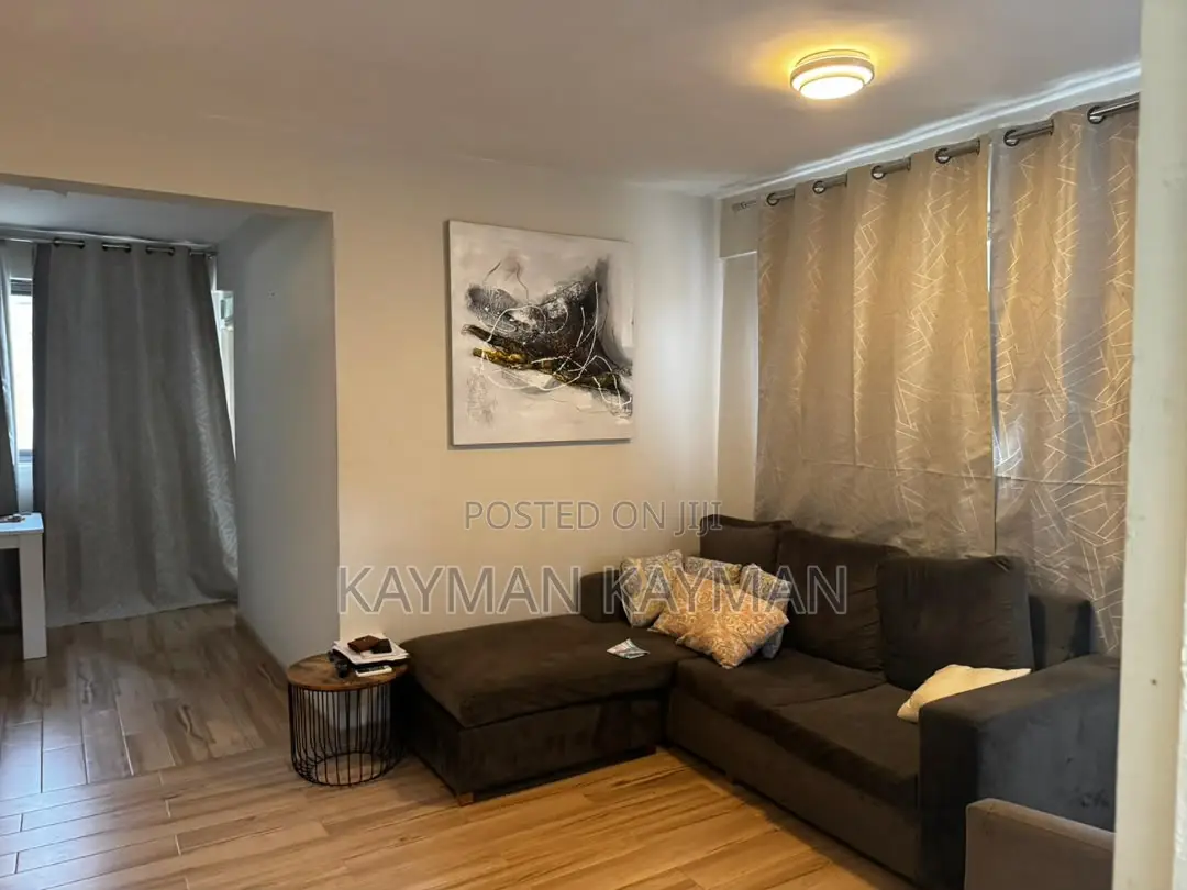 Furnished 2bdrm Apartment in Community 26 Tdc for sale in Community 25