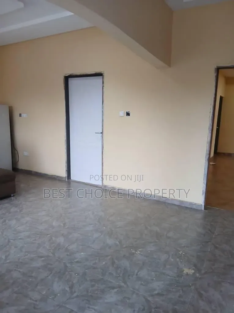 5bdrm House in East Amrahia, A&C Mall Area for sale in A&C Mall Area