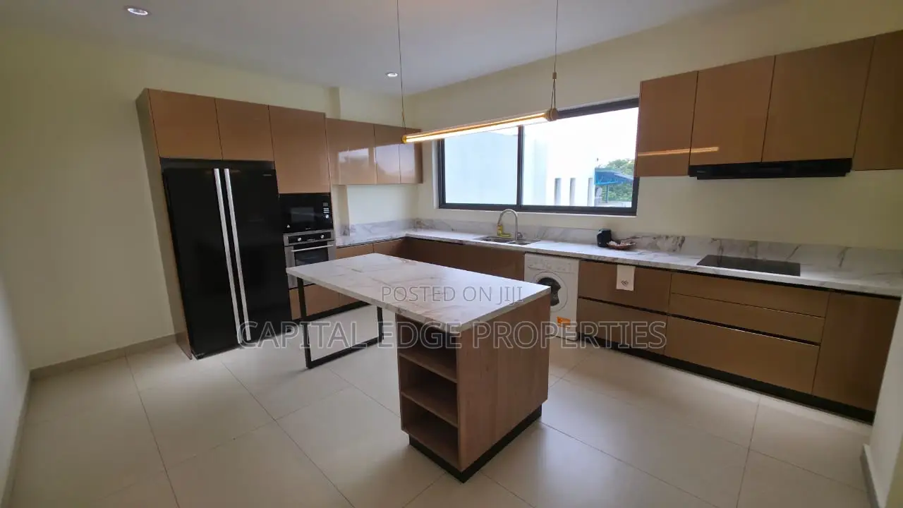 Furnished 3bdrm Apartment in Labone for rent in Labone