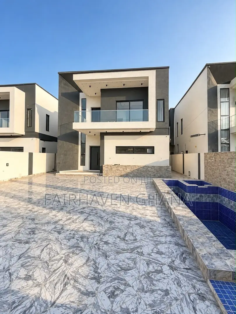 Furnished 4bdrm Apartment in Fairhaven, East Legon for sale in East Legon