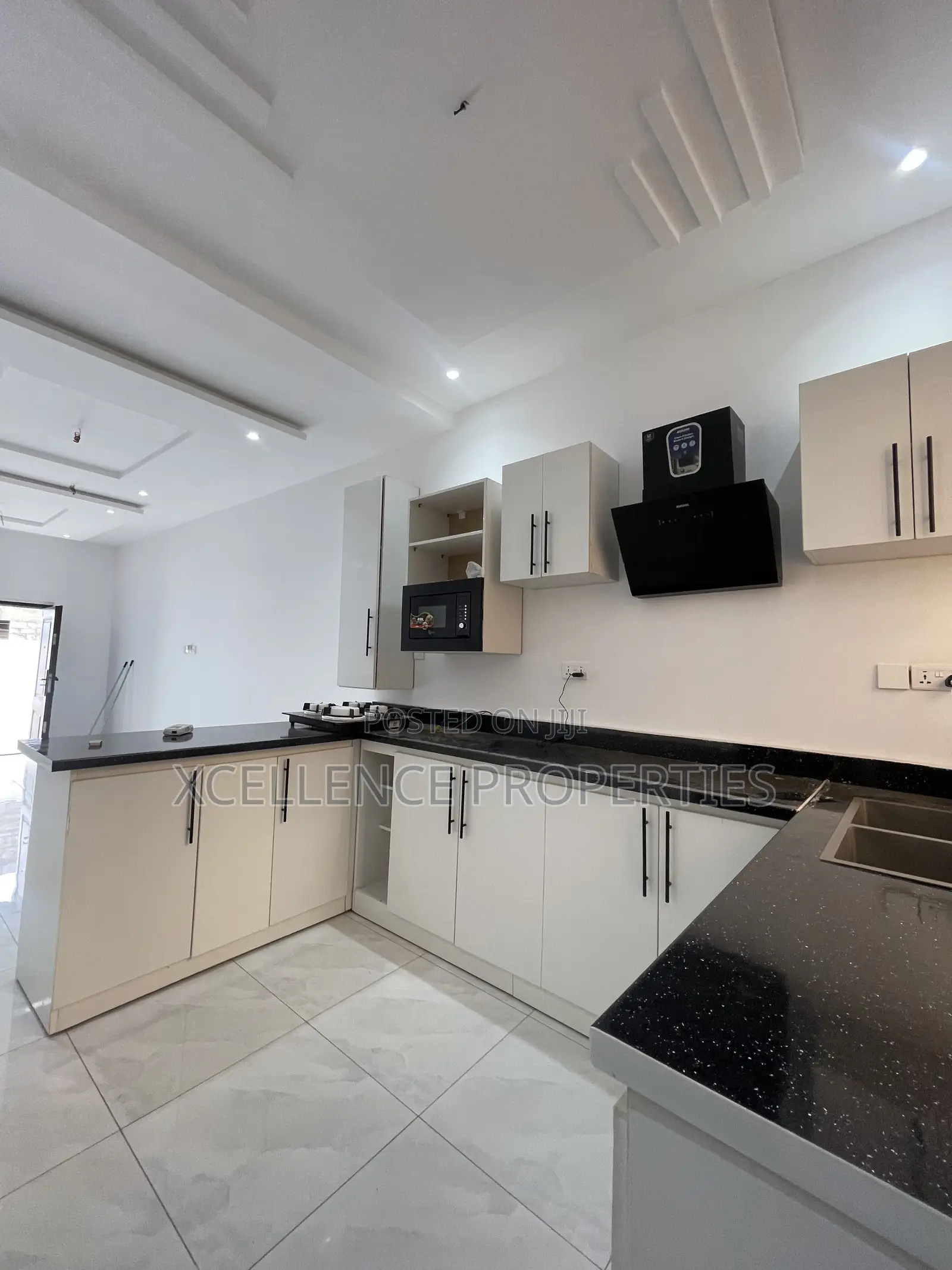 3bdrm Duplex in Xcellence Properties, East Legon for sale in East Legon
