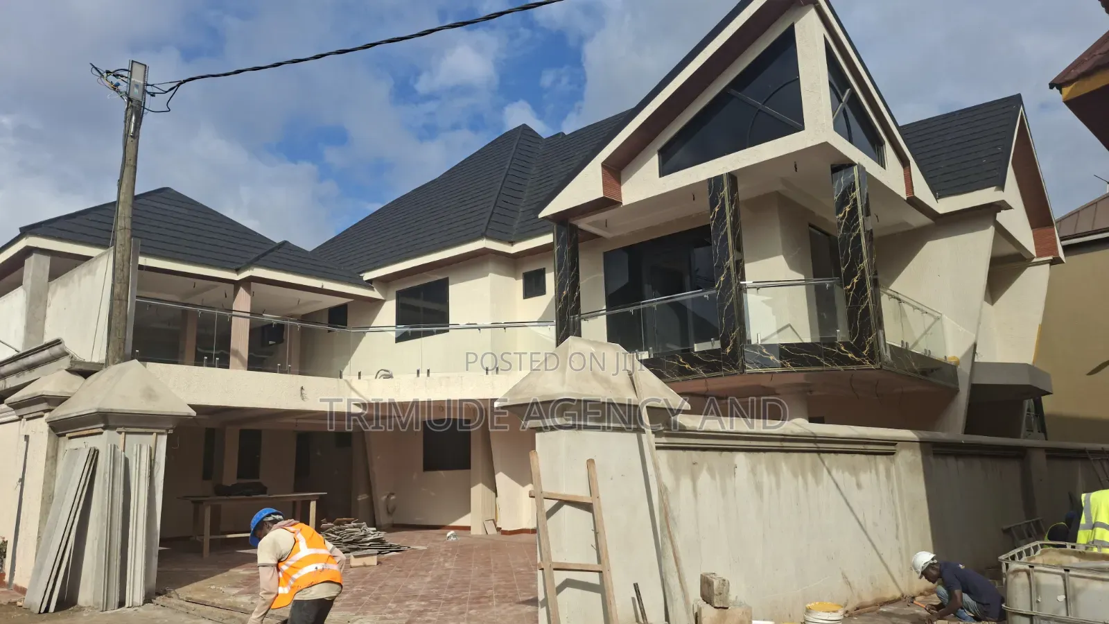5bdrm House in Trimude Agency And, Kumasi Metropolitan for sale in Kumasi Metropolitan