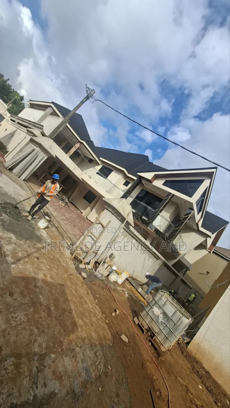 5bdrm House in Trimude Agency And, Kumasi Metropolitan for sale in Kumasi Metropolitan