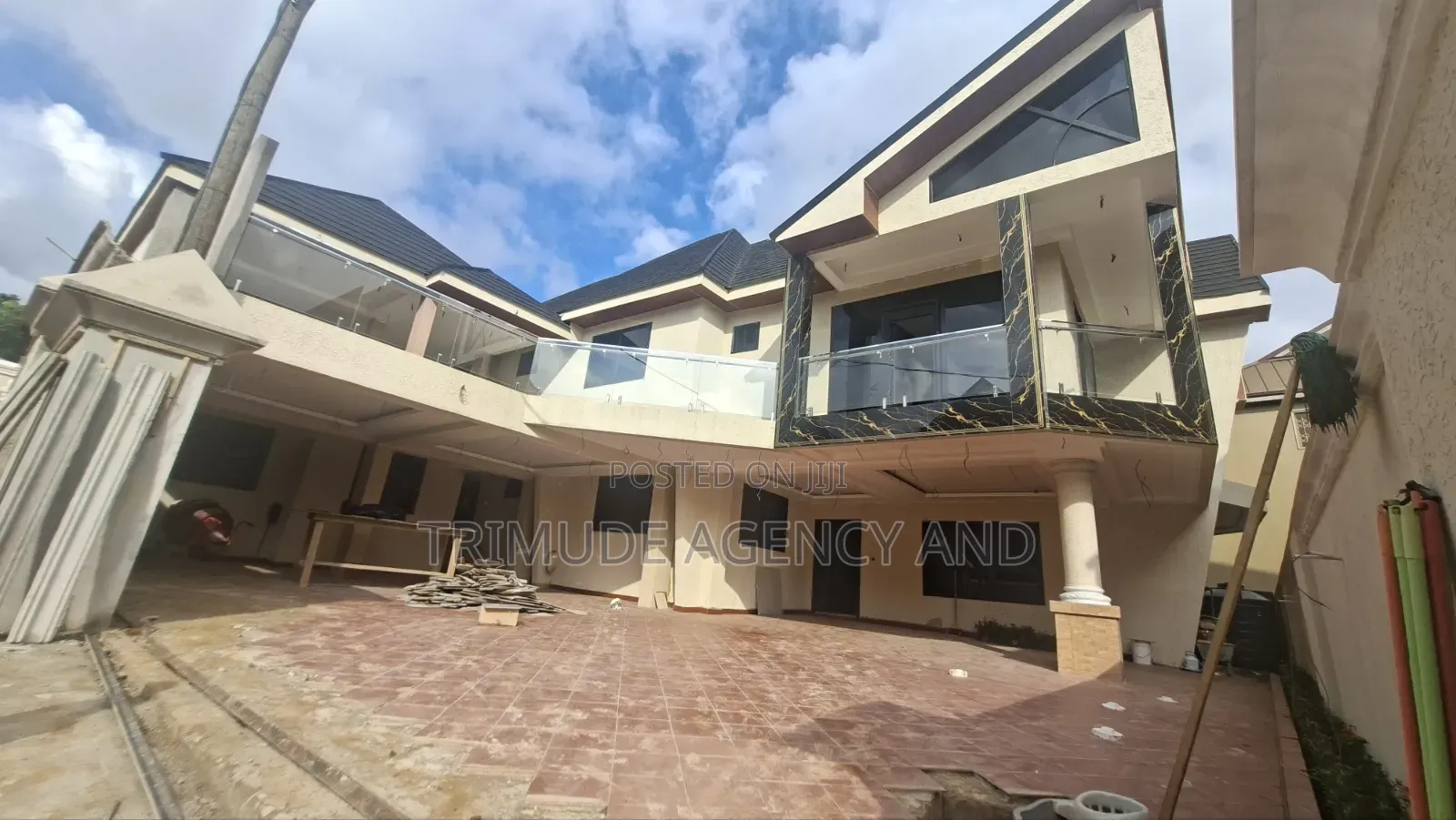 5bdrm House in Trimude Agency And, Kumasi Metropolitan for sale in Kumasi Metropolitan